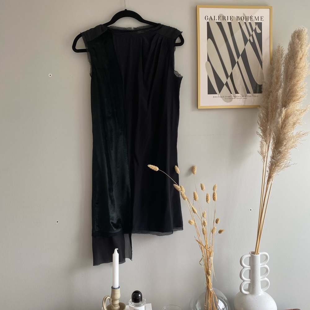 Winter Kate 100%silk asymmetric dress in size Small